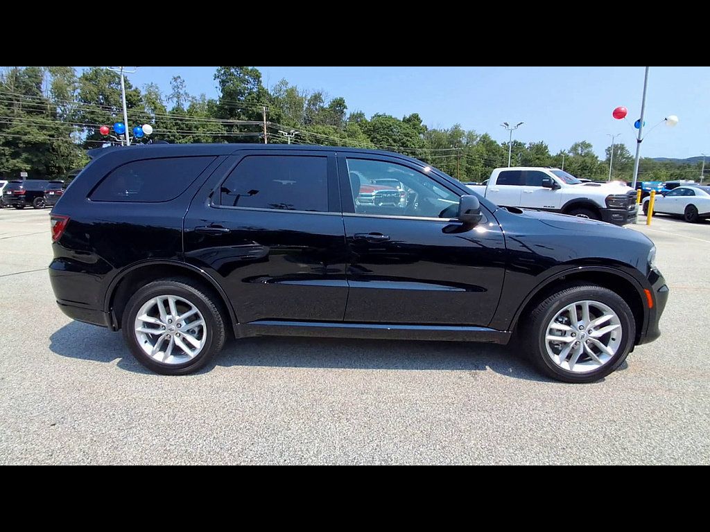 Used 2025 Dodge Durango GT AWD/4WD image 9