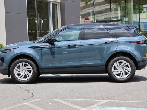 Used 2026 Land Rover Range Rover Evoque S AWD/4WD image 2