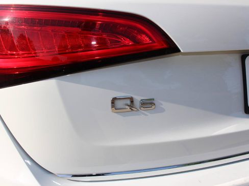 Used 2017 Audi Q5 2.0T Premium AWD/4WD image 43