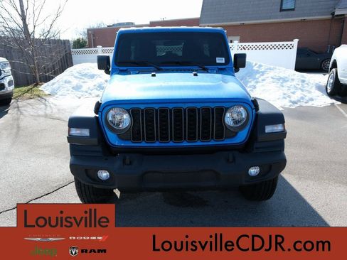 Used 2026 Jeep Wrangler Unlimited Sport AWD/4WD image 11