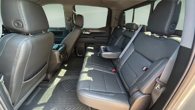 Used 2024 Chevrolet Silverado 1500 RST w/ Convenience Package II AWD/4WD image 19