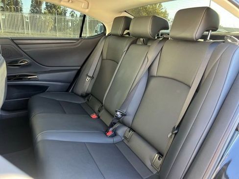 Used 2024 Lexus ES 350 w/ Premium Package image 14