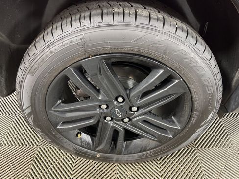 Certified 2024 Chevrolet Trax ACTIV w/ Sunroof Package image 16