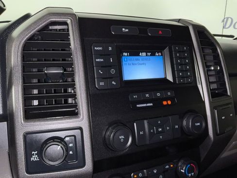 Used 2020 Ford F250 XL w/ Power Equipment Group AWD/4WD image 21