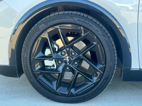 Used 2025 Kia K4 GT-Line Turbo image 8