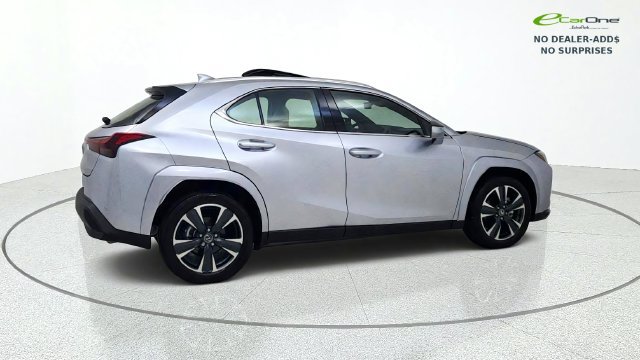 Used 2025 Lexus UX 300h FWD w/ Accessory Package (Z1) image 9