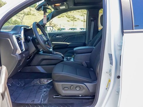 Used 2025 GMC Canyon Elevation w/ Convenience Package image 18