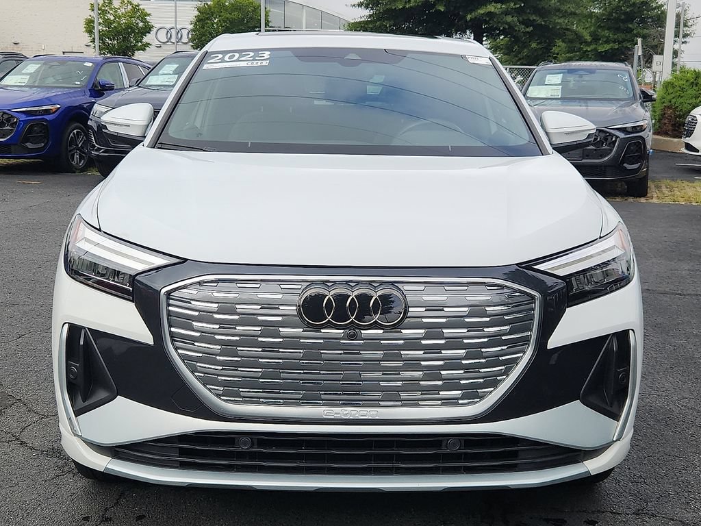Used 2023 Audi Q4 e-tron Premium Plus w/ Premium Plus AWD/4WD image 8