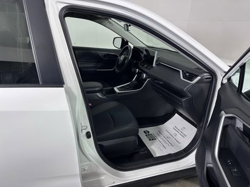 Used 2023 Toyota RAV4 LE image 11