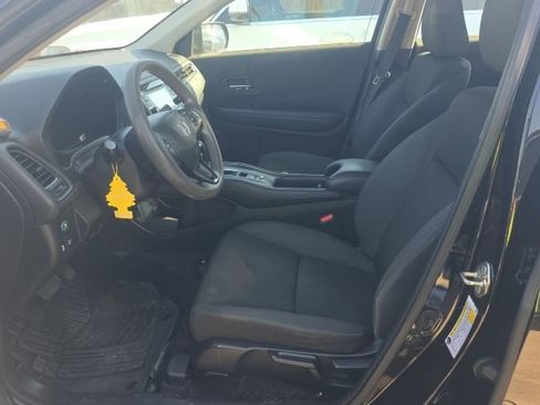 Used 2019 Honda HR-V LX image 5