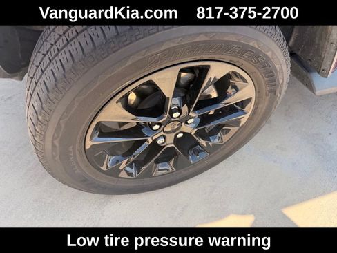 Used 2021 Jeep Wrangler Unlimited Sahara w/ Cold Weather Group AWD/4WD image 8