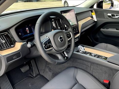 New 2026 Volvo XC60 B5 Core image 24
