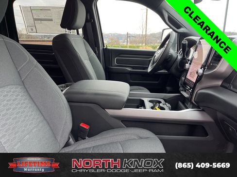 New 2026 RAM 2500 Big Horn AWD/4WD image 26