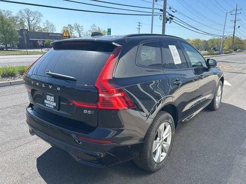 Used 2025 Volvo XC60 B5 Plus AWD/4WD image 5