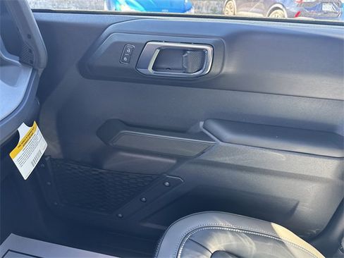 New 2025 Ford Bronco Outer Banks w/ Sasquatch Package image 24