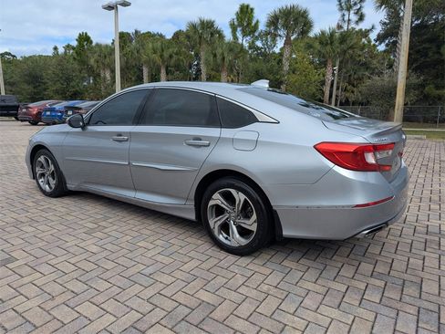 Used 2018 Honda Accord EX-L image 9