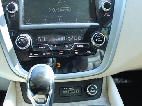 Used 2019 Nissan Murano SV w/ Cargo Package FWD image 19