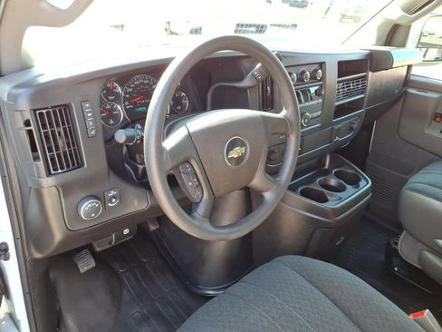 Used 2024 Chevrolet Express 2500 Work Van w/ Driver Convenience Package image 18