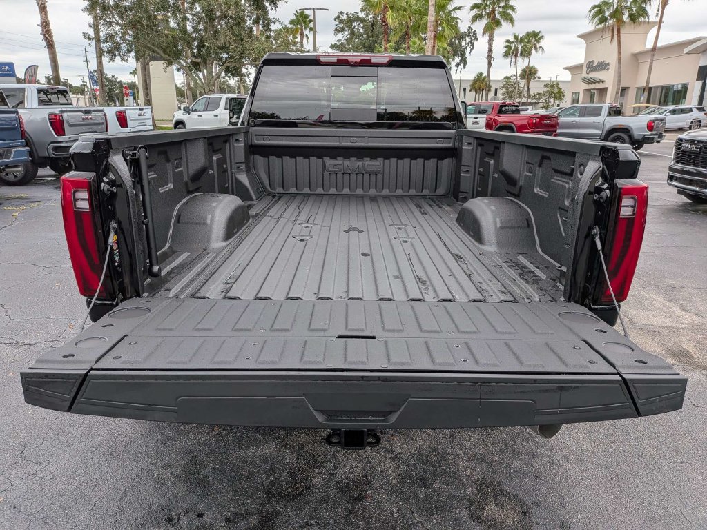 New 2026 GMC Sierra 3500 Denali w/ Denali Reserve Package AWD/4WD image 18