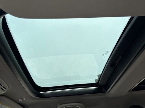 Used 2024 MINI Cooper SE image 11