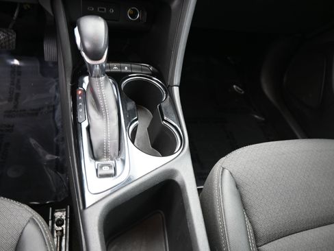 Used 2023 Buick Encore GX Preferred w/ Cold Weather Comfort Package image 17