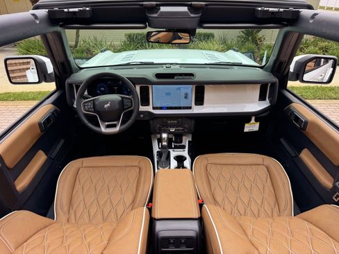 Used 2026 Ford Bronco Outer Banks AWD/4WD image 6