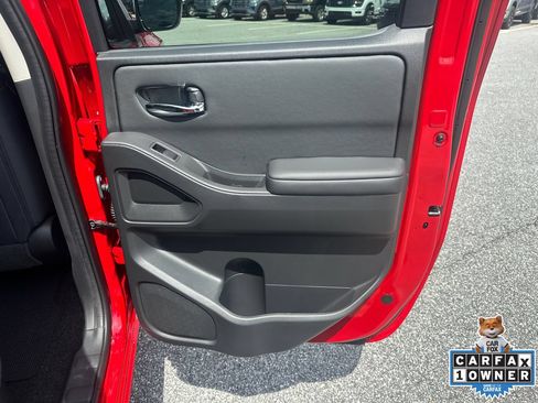 Used 2026 Nissan Frontier SV w/ SV Convenience Package RWD image 16