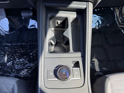 Used 2025 Volkswagen Tiguan S AWD/4WD image 22