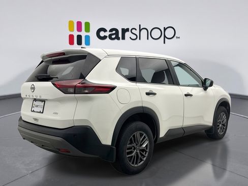 Used 2023 Nissan Rogue S image 5