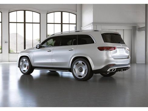 Certified 2023 Mercedes-Benz GLS 63 AMG 4MATIC image 31