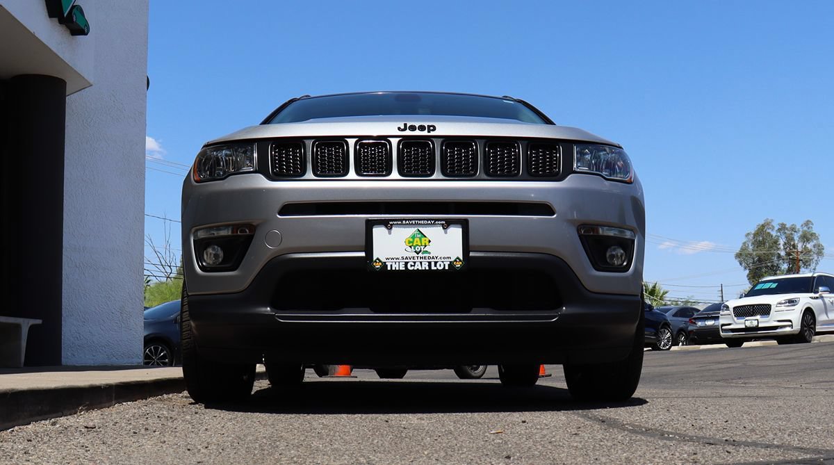 Used 2020 Jeep Compass Latitude FWD image 17