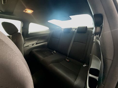 Used 2019 Honda Civic EX image 25