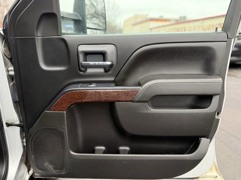 Used 2016 GMC Sierra 1500 SLE w/ SLE Value Package image 22