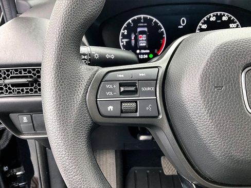 Used 2025 Honda HR-V LX image 18