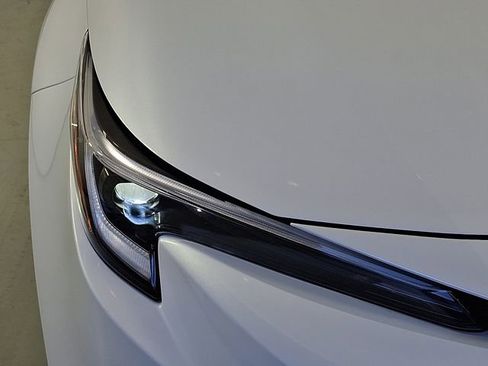 Used 2024 Toyota Corolla LE image 8