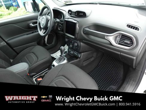 Used 2022 Jeep Renegade Latitude image 28