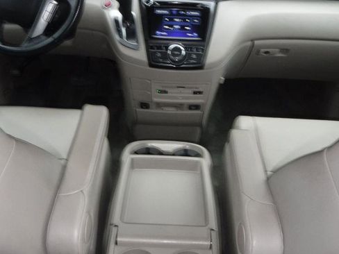 Used 2014 Honda Odyssey Touring Elite image 38