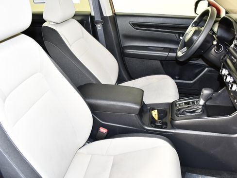 Certified 2024 Honda CR-V EX image 42