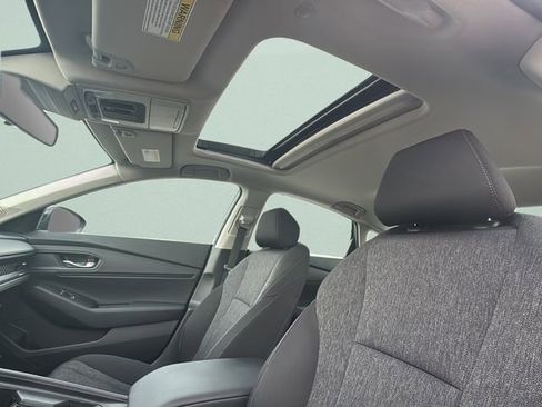 Certified 2025 Honda Accord SE image 17