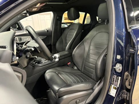 Used 2019 Mercedes-Benz GLC 300 4MATIC Coupe image 9