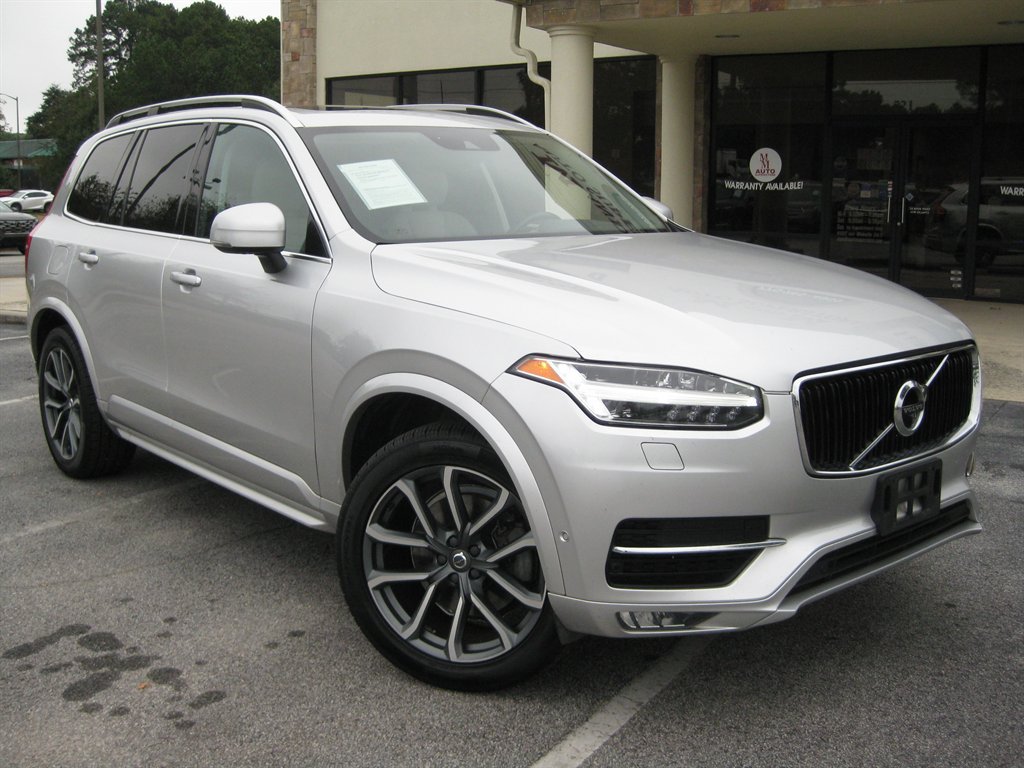 Used 2018 Volvo XC90 T6 Momentum w/ Convenience Package AWD/4WD image 2