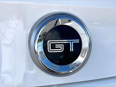 Used 2011 Ford Mustang GT w/ Brembo Brake Pkg image 22