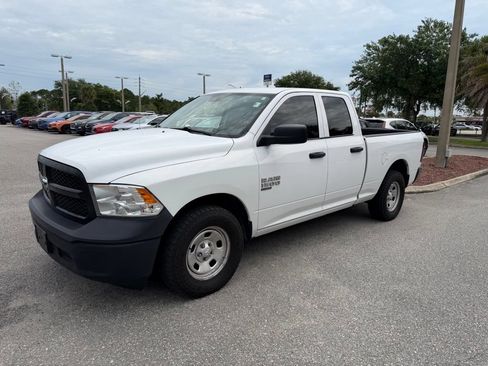 Used 2019 RAM 1500 Tradesman RWD image 12