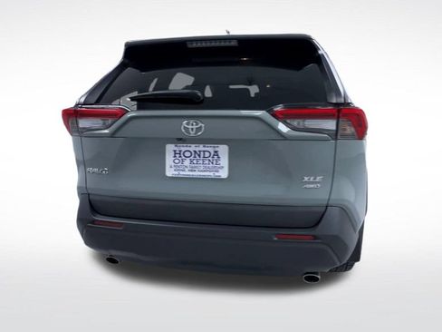 Used 2021 Toyota RAV4 XLE Premium AWD/4WD image 7