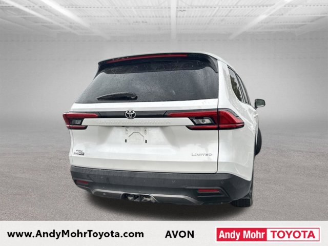 Used 2024 Toyota Grand Highlander AWD image 14