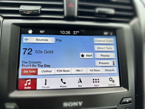 Used 2019 Ford Fusion Energi Titanium image 14