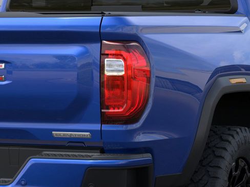New 2026 GMC Canyon Elevation w/ Convenience Package image 11