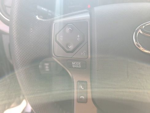 Used 2023 Toyota Tacoma TRD Off-Road image 20