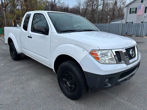 Used 2012 Nissan Frontier S w/ S Preferred Pkg image 3