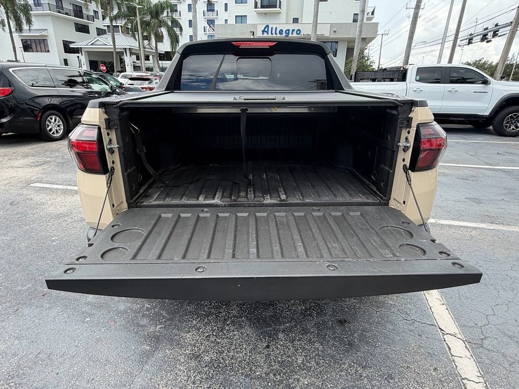Used 2022 Hyundai Santa Cruz SEL w/ Activity Package FWD image 14